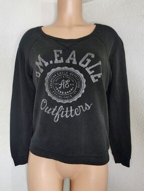 American Eagle Outfitters Graphic Crewneck Sweatshirt - Small